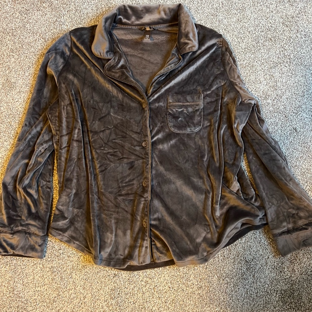Skims Velour top
